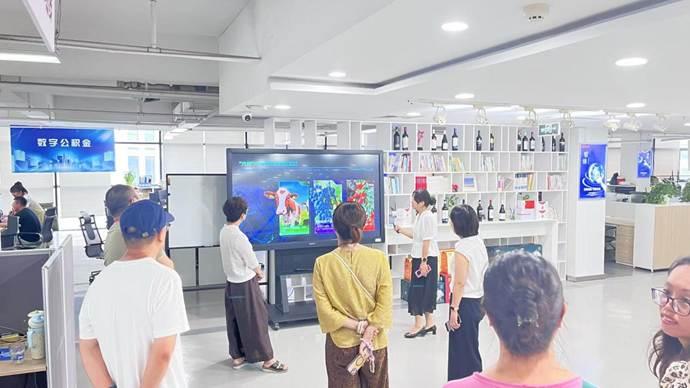 f4d8992408f3d02179bf620fe0432f1